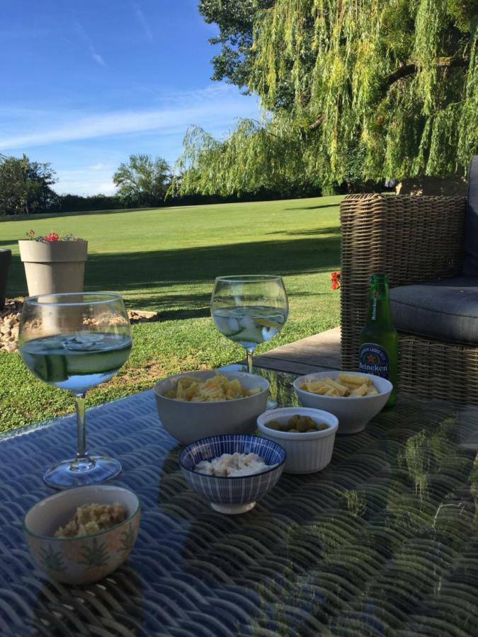 Bed and Breakfast La Girarde Saint-Quentin-de-Caplong Экстерьер фото